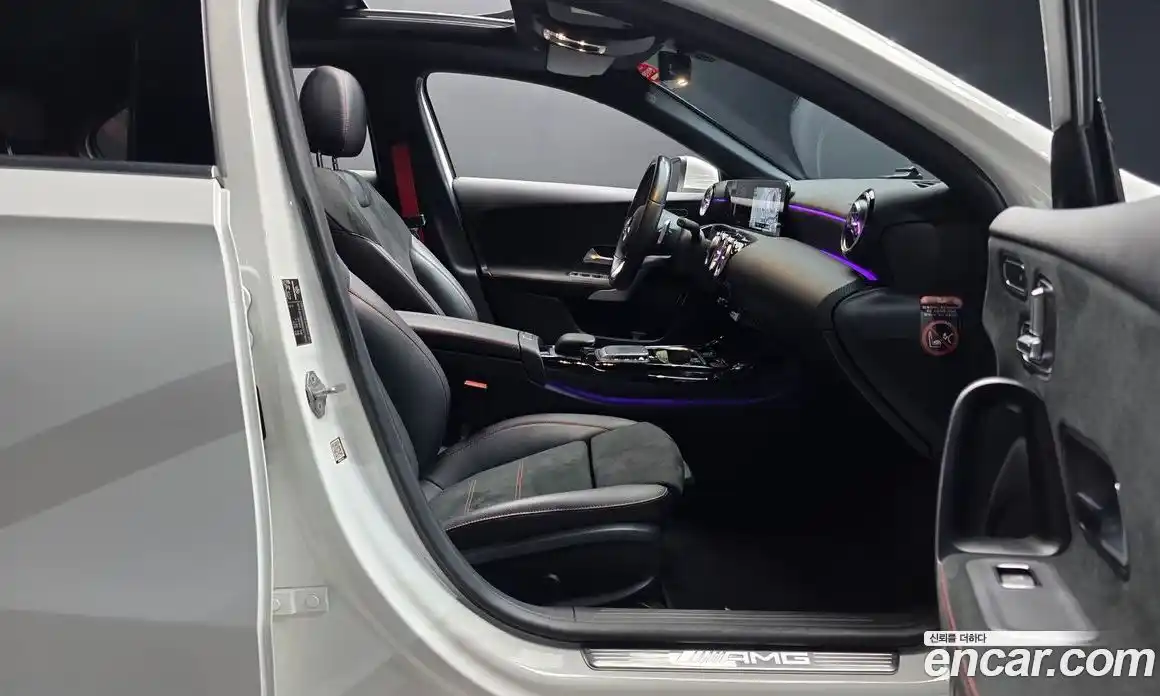 Mercedes-Benz A-Class 2021 2.0 Автомат в Москве № 194047, фото 16