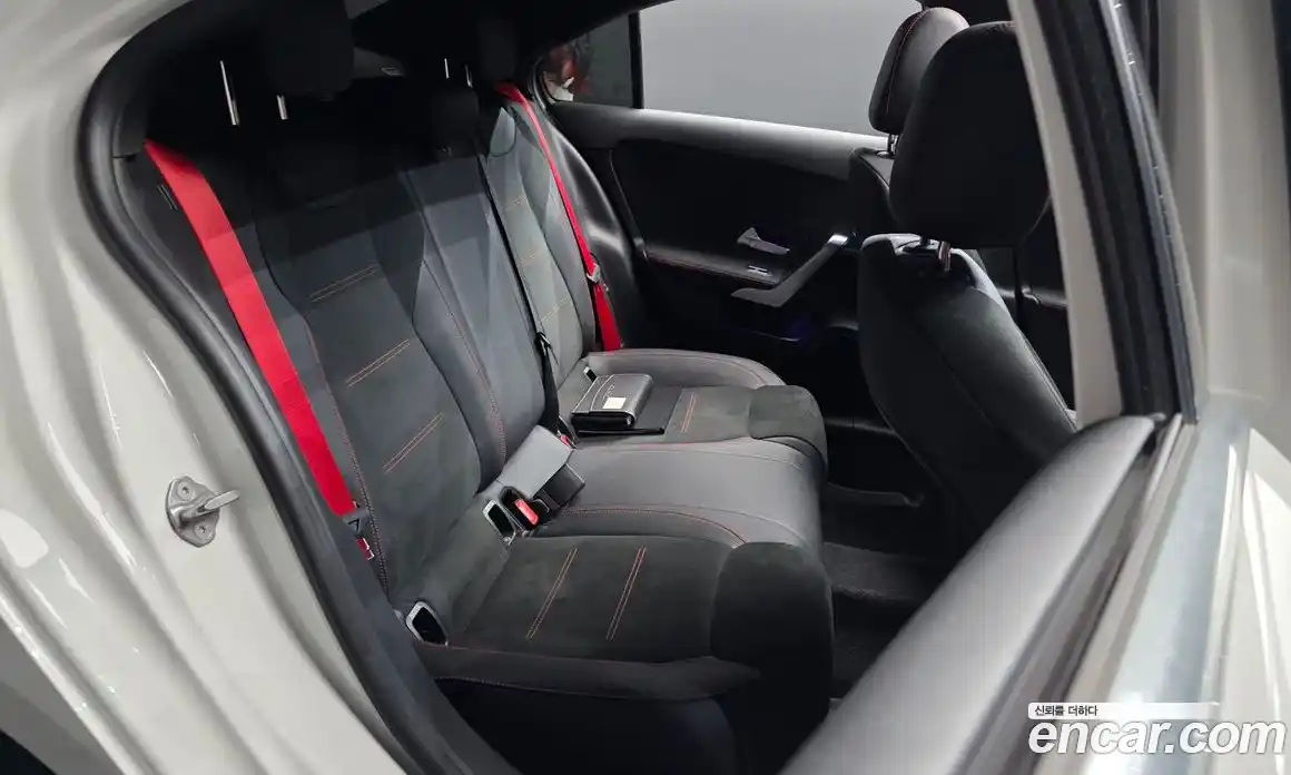 Mercedes-Benz A-Class 2021 2.0 Автомат в Москве № 194047, фото 17