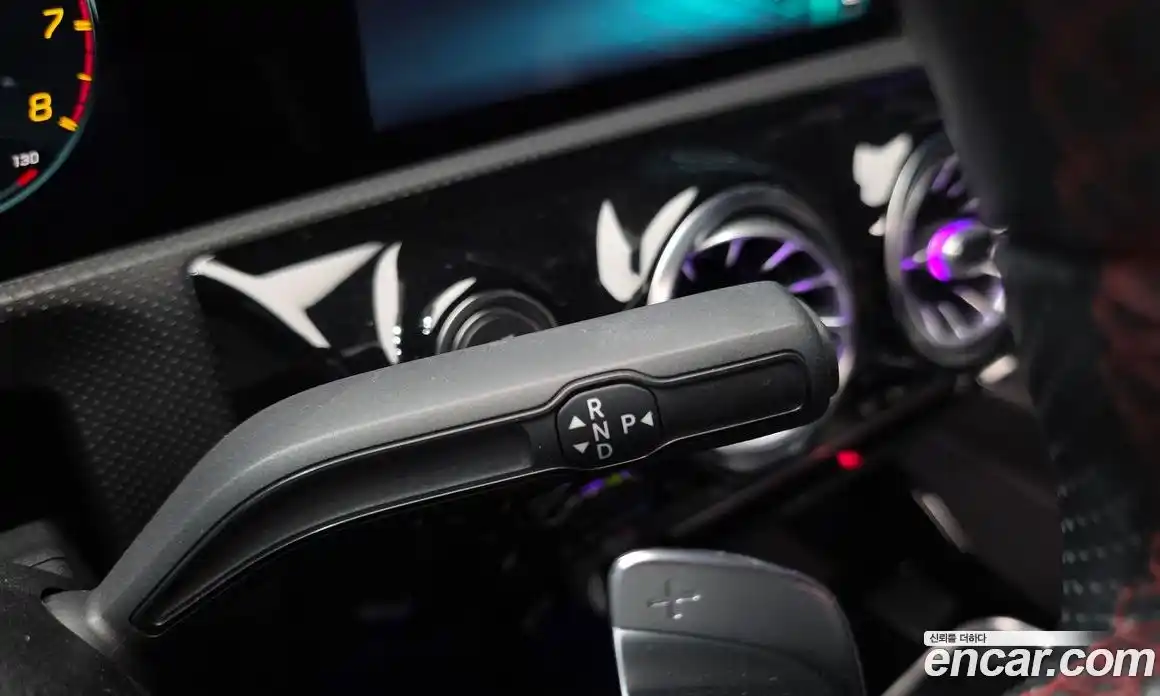 Mercedes-Benz A-Class 2021 2.0 Автомат в Москве № 194047, фото 20