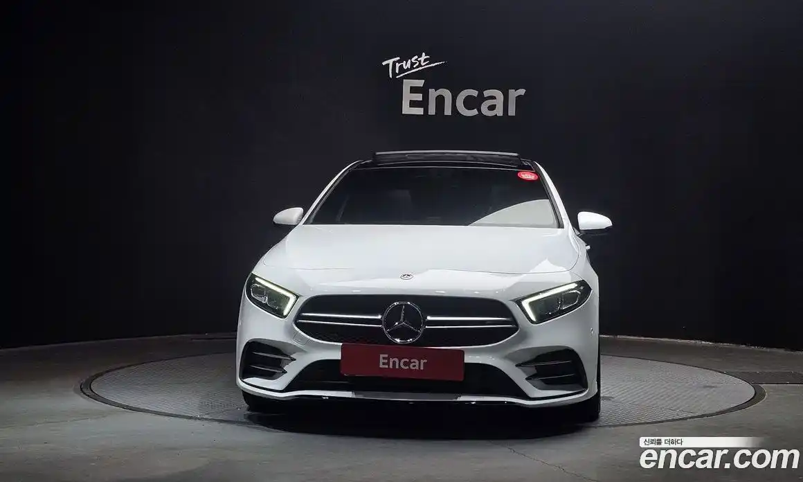 Mercedes-Benz A-Class 2021 2.0 Автомат в Москве № 194047, фото 10