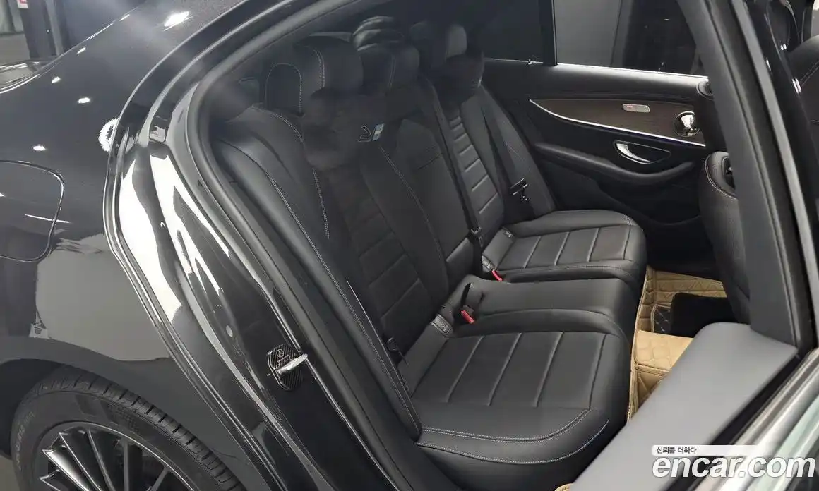 Mercedes-Benz E-Class 2021 2.0 Автомат в Москве № 194217, фото 12