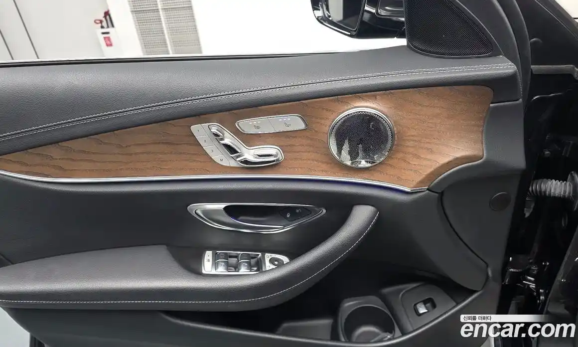 Mercedes-Benz E-Class 2021 2.0 Автомат в Москве № 194217, фото 13