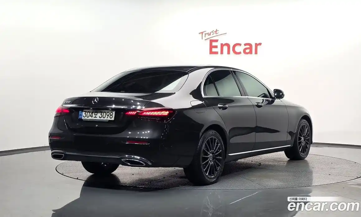 Mercedes-Benz E-Class 2021 2.0 Автомат в Москве № 194217, фото 20