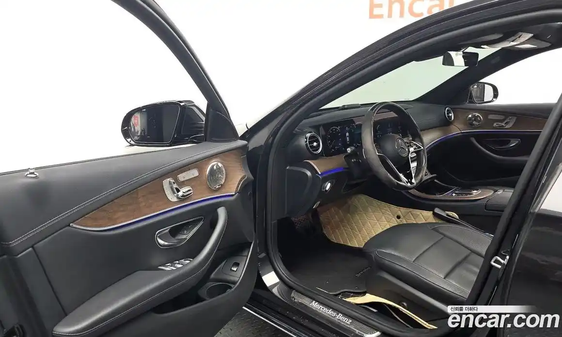 Mercedes-Benz E-Class 2021 2.0 Автомат в Москве № 194217, фото 9