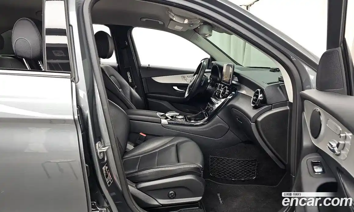 Mercedes-Benz GLC-Class 2019 2.0 Автомат в Москве № 195246, фото 12