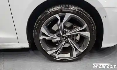 Audi A3 2024 2.0 Автомат в Москве № 195290, миниатюра 11