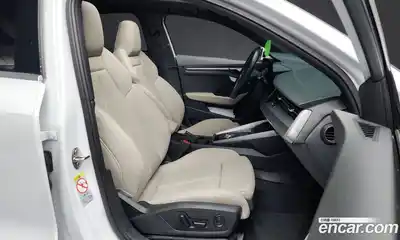 Audi A3 2024 2.0 Автомат в Москве № 195290, миниатюра 3