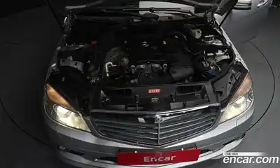 Mercedes-Benz C-Class 2010 1.8 Автомат в Москве № 195669, миниатюра 4