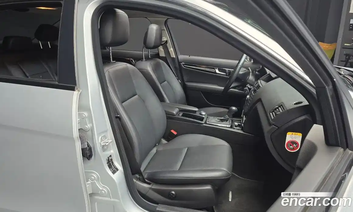 Mercedes-Benz C-Class 2010 1.8 Автомат в Москве № 195669, фото 5