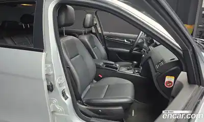 Mercedes-Benz C-Class 2010 1.8 Автомат в Москве № 195669, миниатюра 5