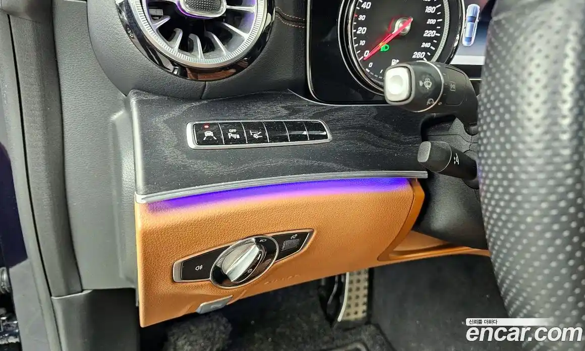 Mercedes-Benz E-Class 2019 1.9 Автомат в Москве № 195671, фото 16