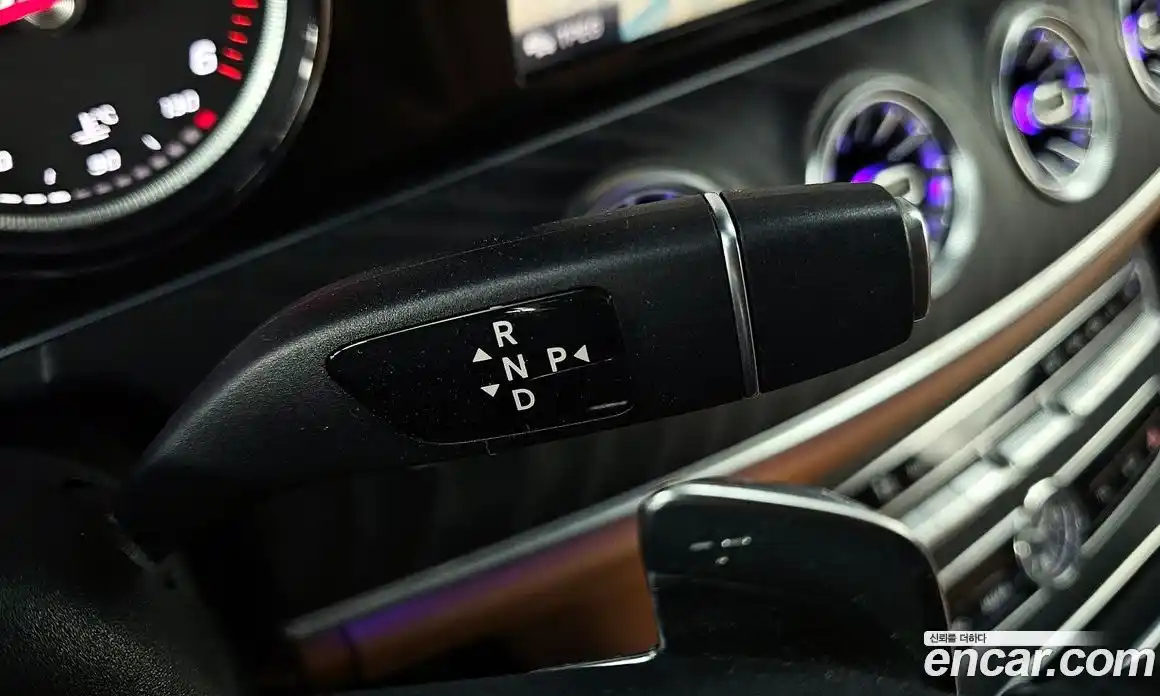 Mercedes-Benz E-Class 2019 1.9 Автомат в Москве № 195671, фото 9