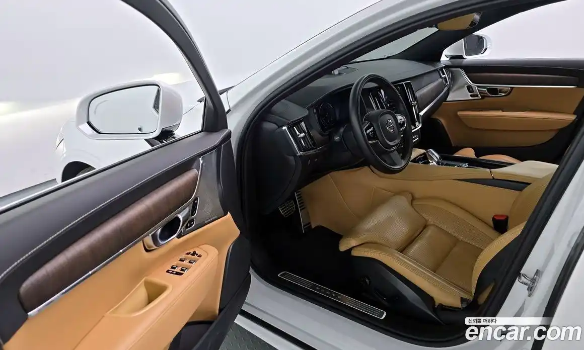 Volvo S90 2021 2.0 Автомат в Москве № 196941, фото 1