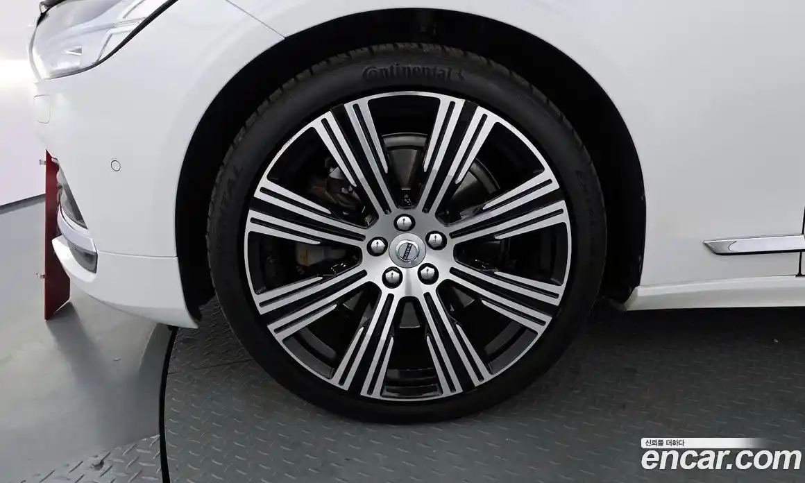 Volvo S90 2021 2.0 Автомат в Москве № 196941, фото 14