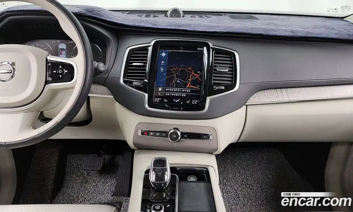 Volvo XC90 2022 2.0 Автомат в Москве № 196987, фото 16