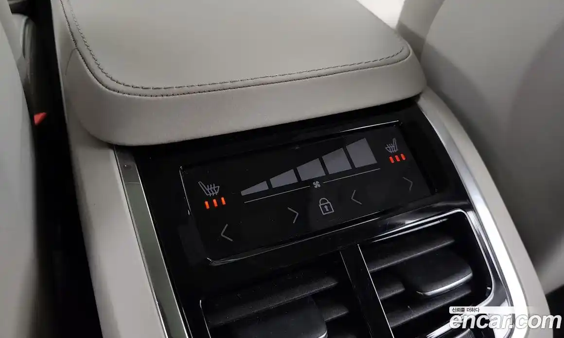 Volvo XC90 2022 2.0 Автомат в Москве № 196987, фото 18