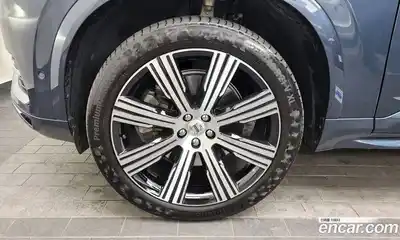 Volvo XC90 2022 2.0 Автомат в Москве № 196987, миниатюра 2