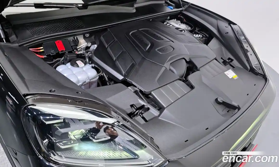 Porsche Cayenne 2024 3.0 Автомат в Москве № 197190, фото 18