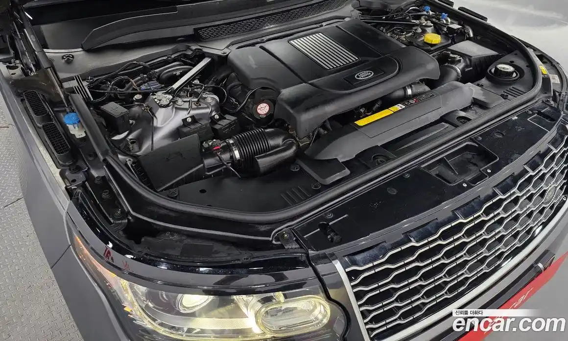 Land Rover Range-Rover 2016 4.4 Автомат в Москве № 198244, фото 13