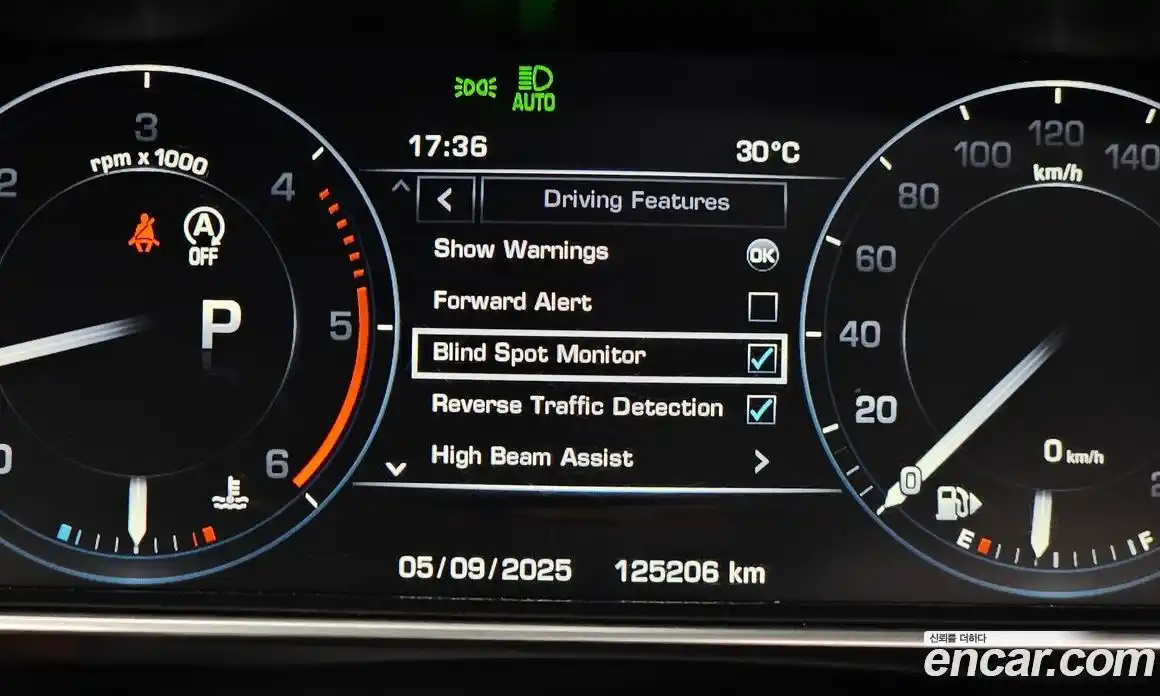 Land Rover Range-Rover 2016 4.4 Автомат в Москве № 198244, фото 17