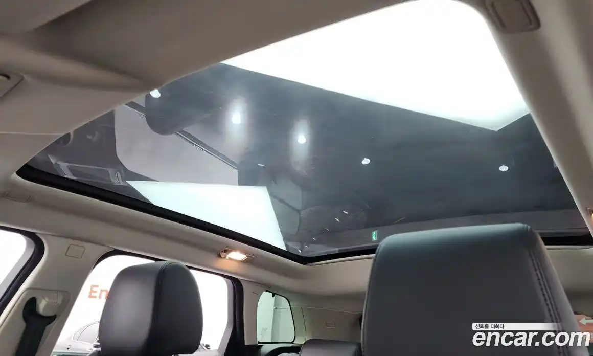 Land Rover Range-Rover Evoque 2015 2.2 Автомат в Москве № 198265, фото 14