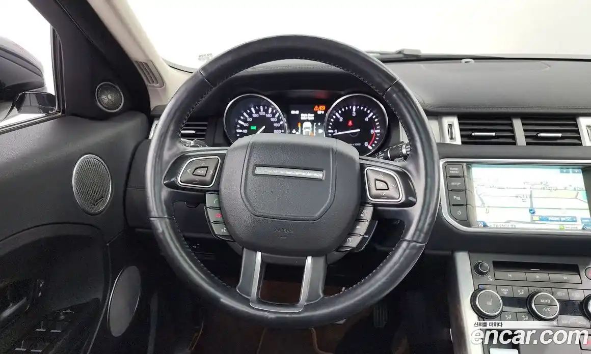 Land Rover Range-Rover Evoque 2015 2.2 Автомат в Москве № 198265, фото 20