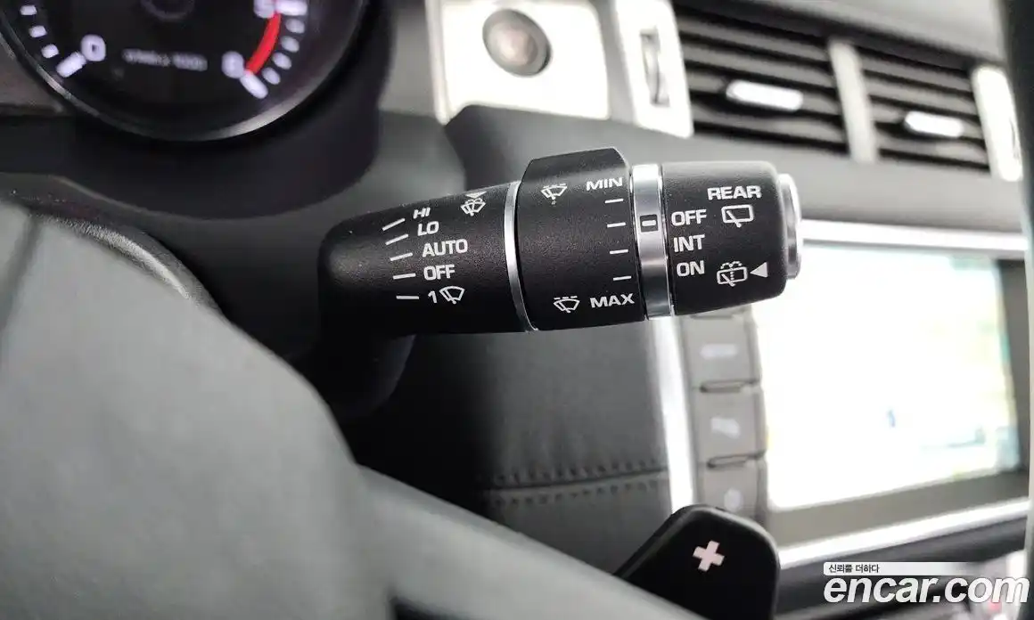 Land Rover Range-Rover Evoque 2015 2.2 Автомат в Москве № 198265, фото 4