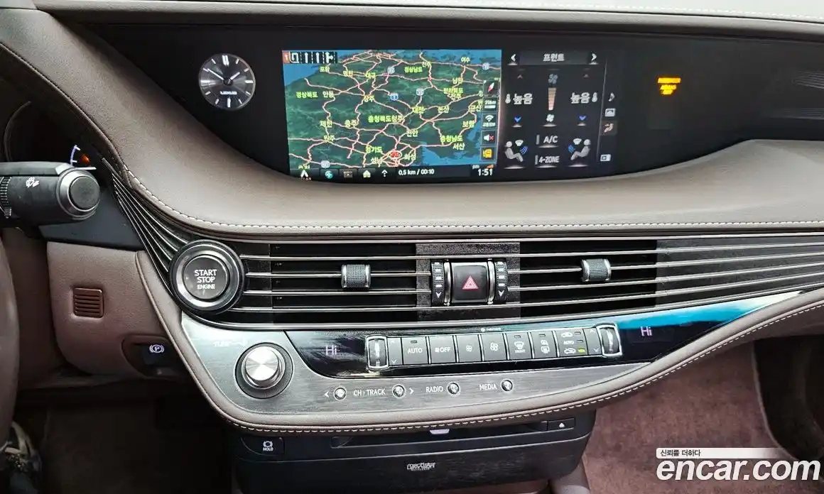 Lexus LS 2018 3.4 Автомат в Москве № 198911, фото 11