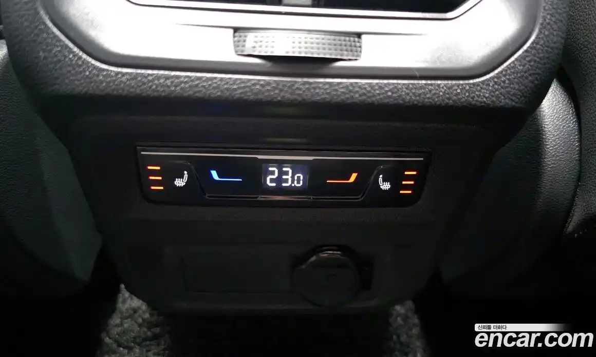 Volkswagen Tiguan 2023 2.0 Автомат в Москве № 199109, фото 16