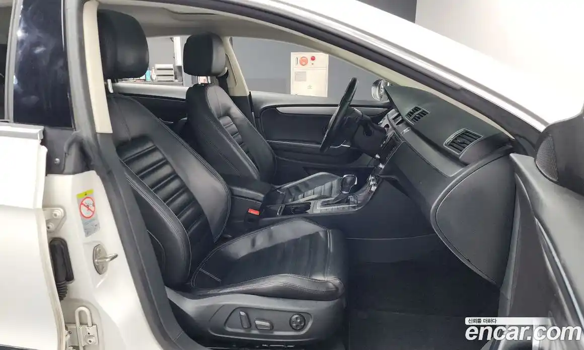 Volkswagen CC 2015 2.0 Автомат в Москве № 199261, фото 11