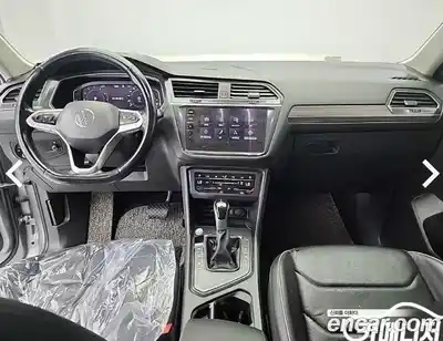 Volkswagen Tiguan 2022 2.0 Автомат в Москве № 199271, миниатюра 8