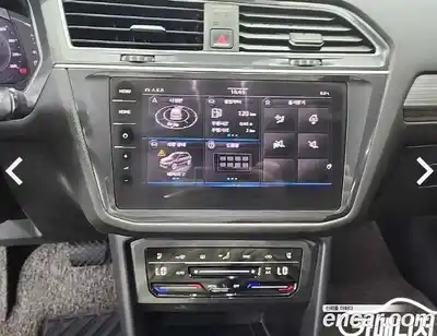 Volkswagen Tiguan 2022 2.0 Автомат в Москве № 199271, миниатюра 10