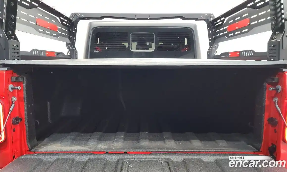 Jeep Gladiator 2022 3.6 Автомат в Москве № 199424, фото 15