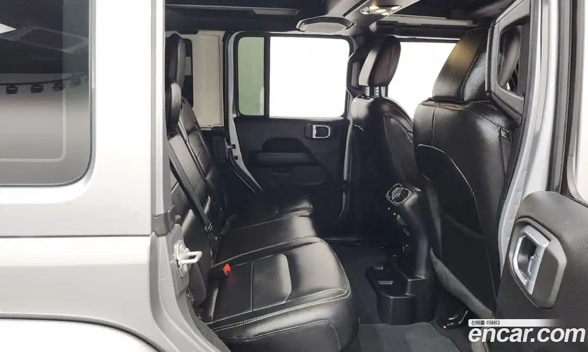 Jeep Wrangler 2020 2.0 Автомат в Москве № 199426, фото 11