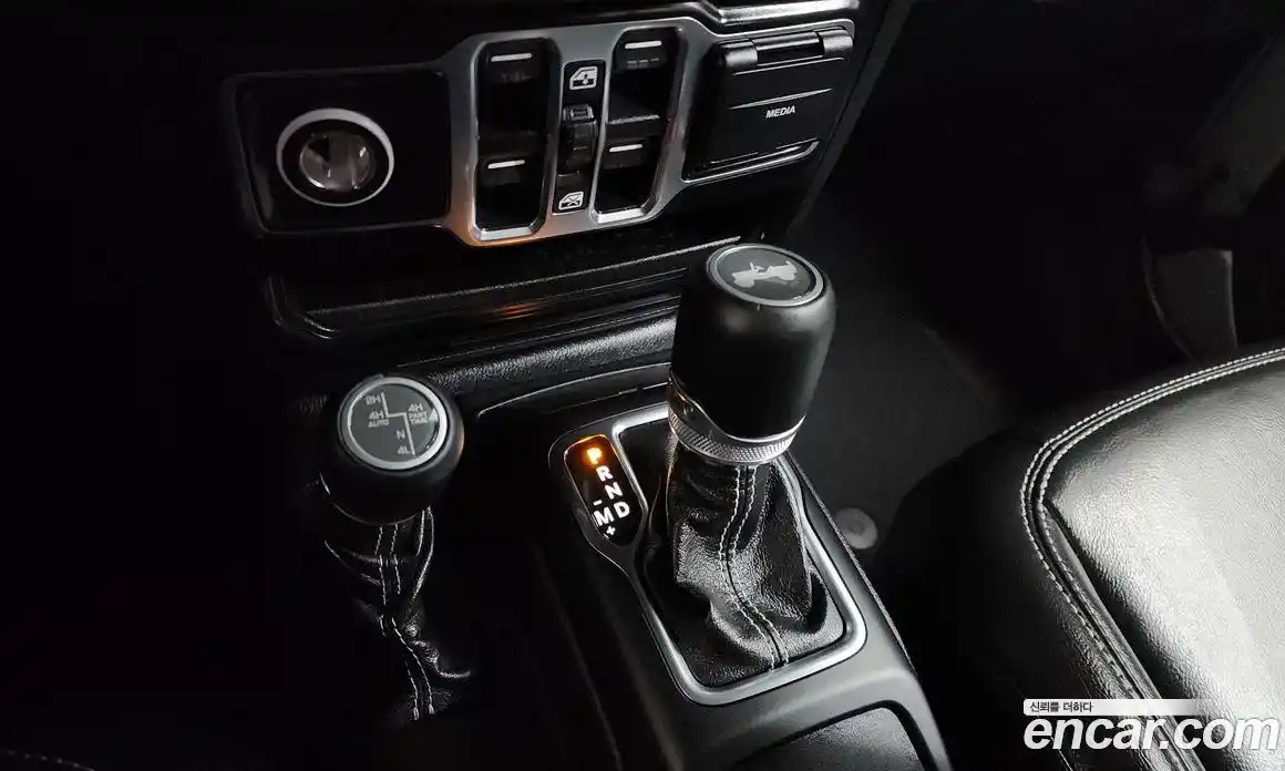 Jeep Wrangler 2020 2.0 Автомат в Москве № 199426, фото 5