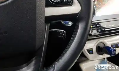 Toyota Prius 2016 1.8 Автомат в Москве № 199644, миниатюра 8