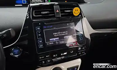 Toyota Prius 2016 1.8 Автомат в Москве № 199644, миниатюра 9