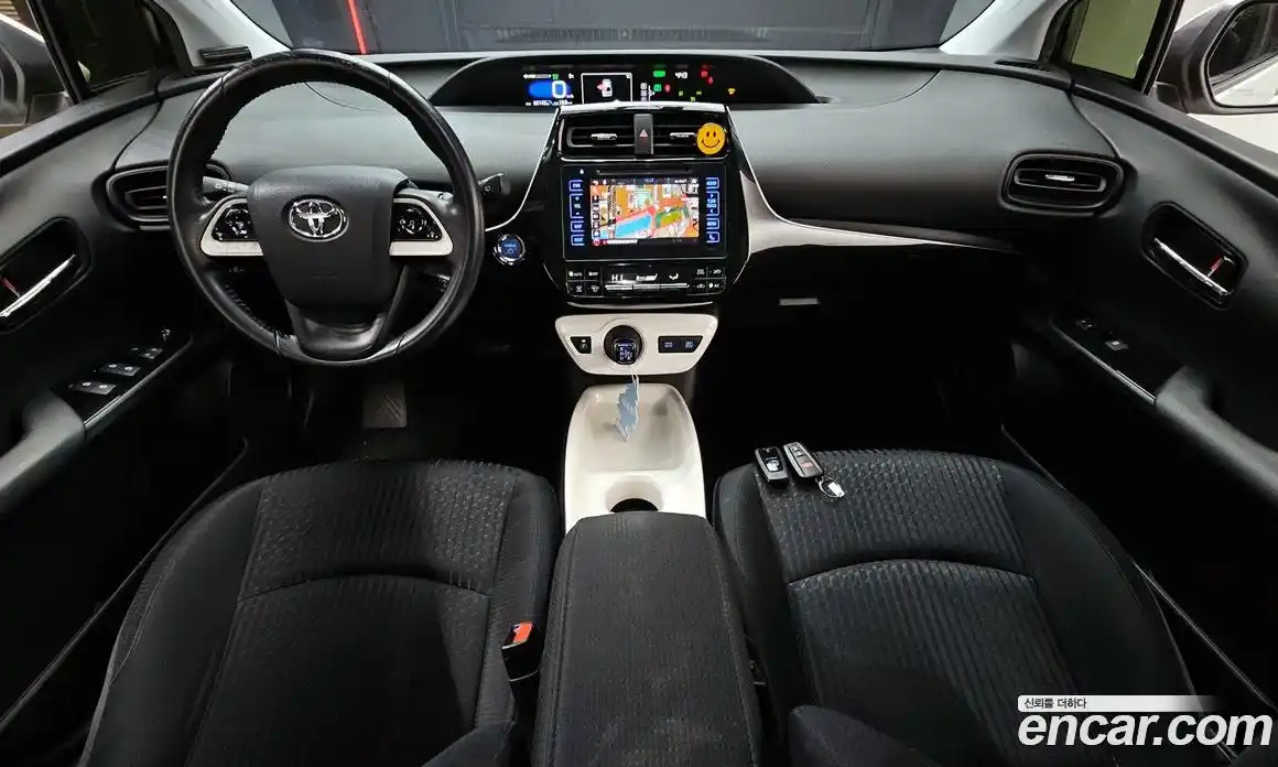 Toyota Prius 2016 1.8 Автомат в Москве № 199644, фото 10