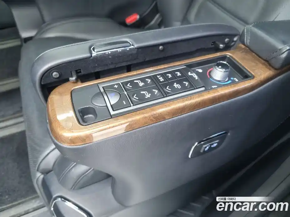 Toyota Alphard 2017 3.5 Автомат в Москве № 199707, фото 14