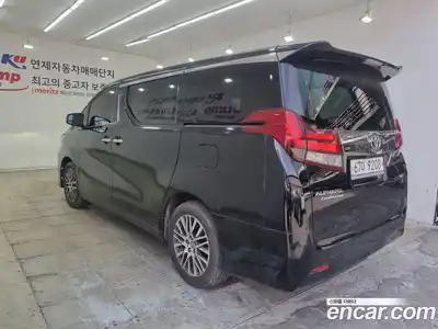 Toyota Alphard 2017 3.5 Автомат в Москве № 199707, миниатюра 3