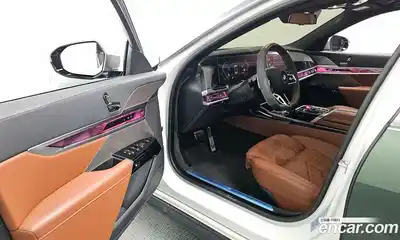 BMW 7-Series 2025 3.0 Автомат в Москве № 210669, миниатюра 10