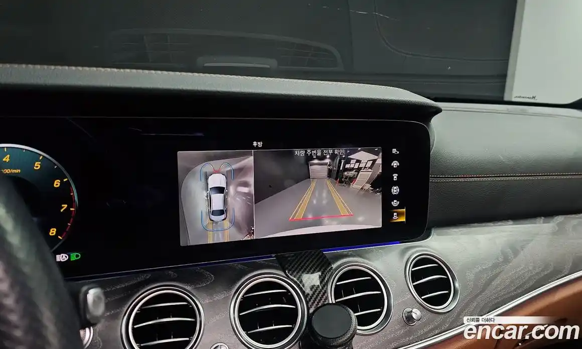 Mercedes-Benz E-Class 2021 2.0 Автомат в Москве № 212073, фото 17