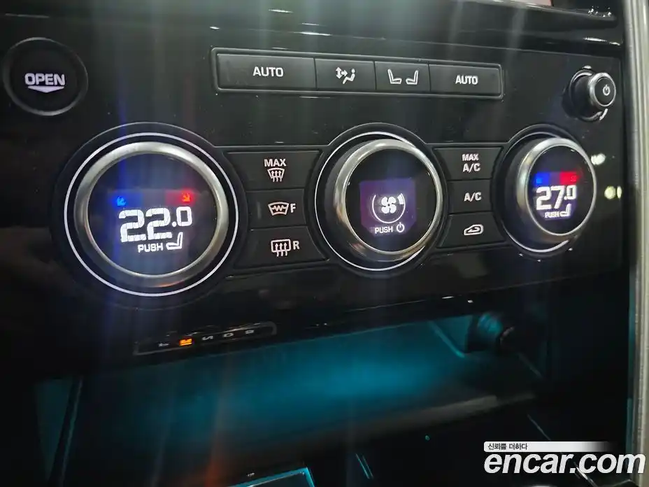 Land Rover Discovery 2017 3.0 Автомат в Москве № 213634, фото 12