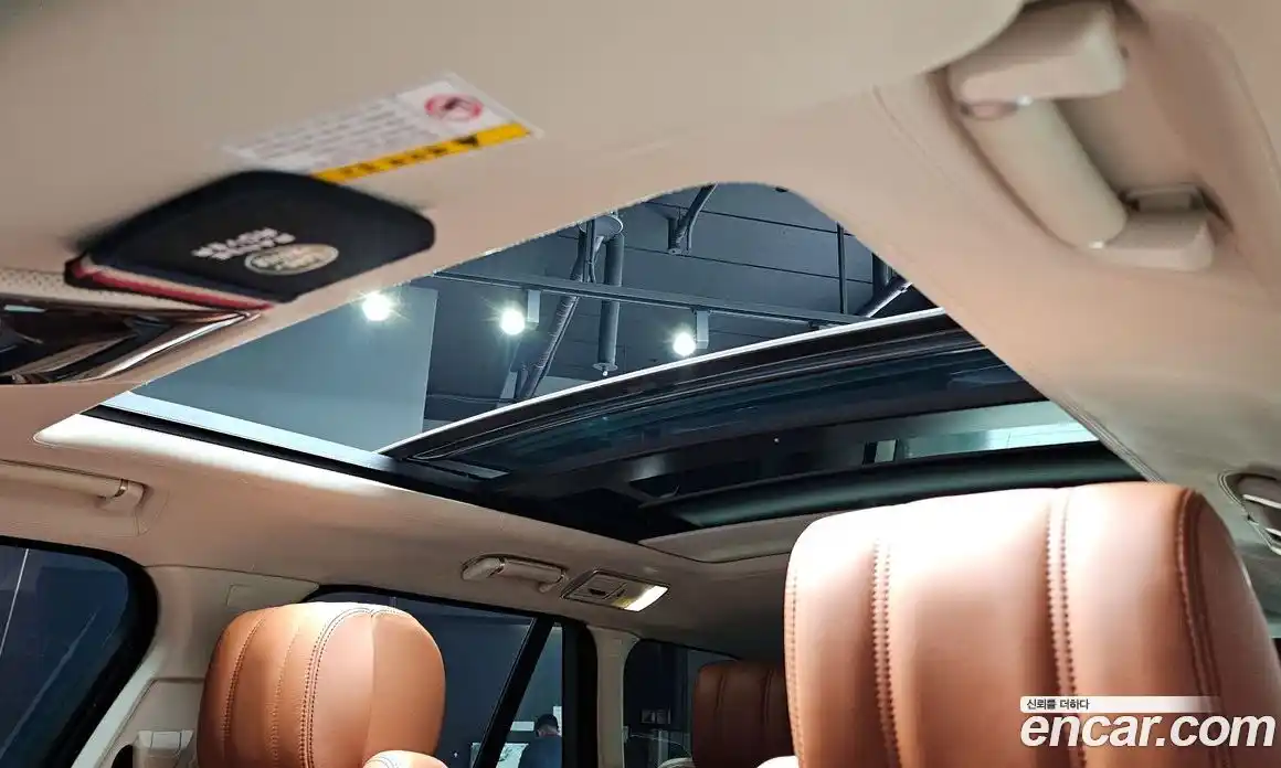 Land Rover Range-Rover 2016 5.0 Автомат в Москве № 213841, фото 19