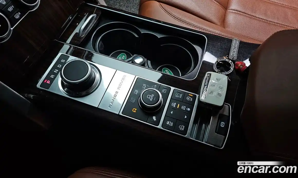 Land Rover Range-Rover 2016 5.0 Автомат в Москве № 213841, фото 9