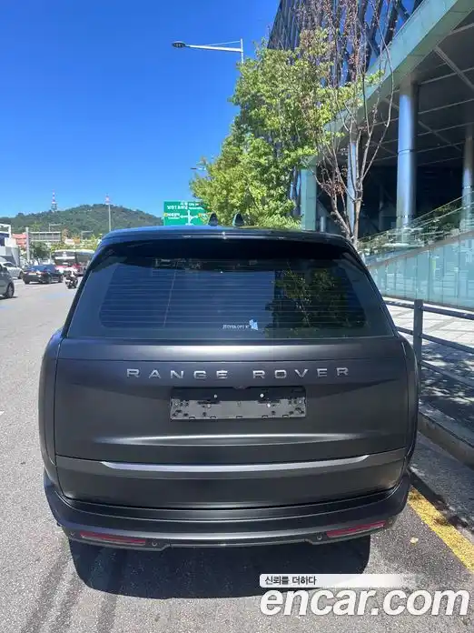 Land Rover Range-Rover 2025 4.4 Автомат в Москве № 213870, фото 13