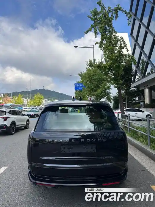 Land Rover Range-Rover 2025 4.4 Автомат в Москве № 213870, фото 4