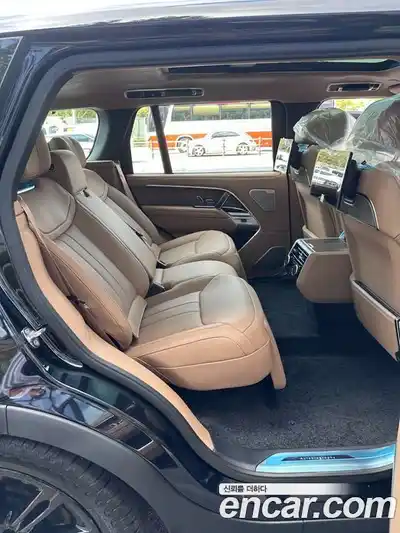 Land Rover Range-Rover 2025 4.4 Автомат в Москве № 213870, миниатюра 7