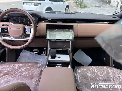 Land Rover Range-Rover 2025 4.4 Автомат в Москве № 213870, миниатюра 8