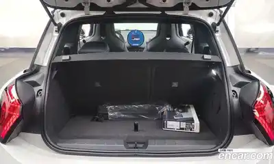 Mini Cooper 2024 0.1 Автомат в Москве № 213921, миниатюра 11